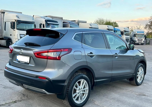 Nissan Qashqai cena 37900 przebieg: 68000, rok produkcji 2018 z Siedlce małe 154